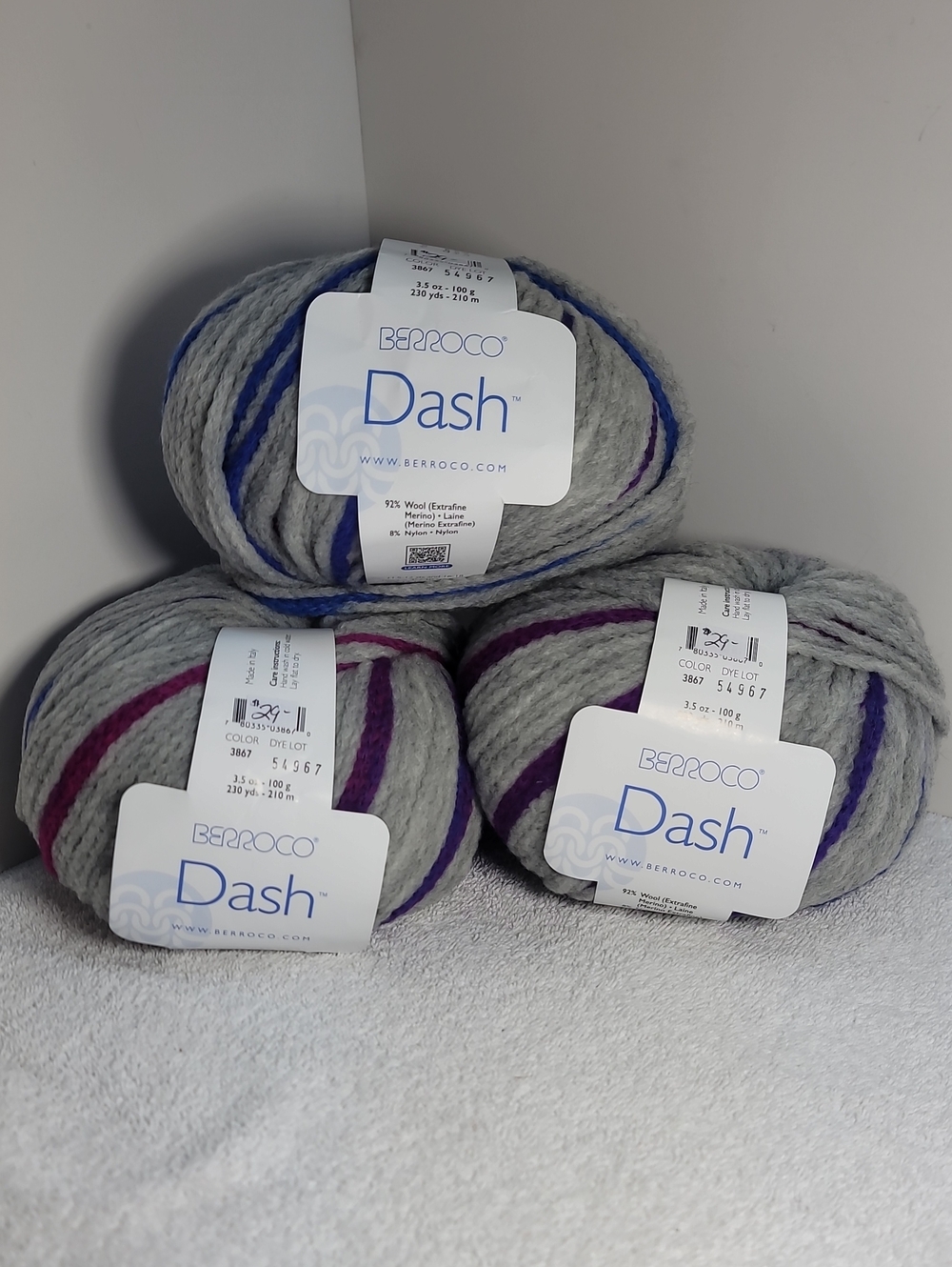 Dash Soft Gray Variegated Yarn - 3 Big Balls - NWT